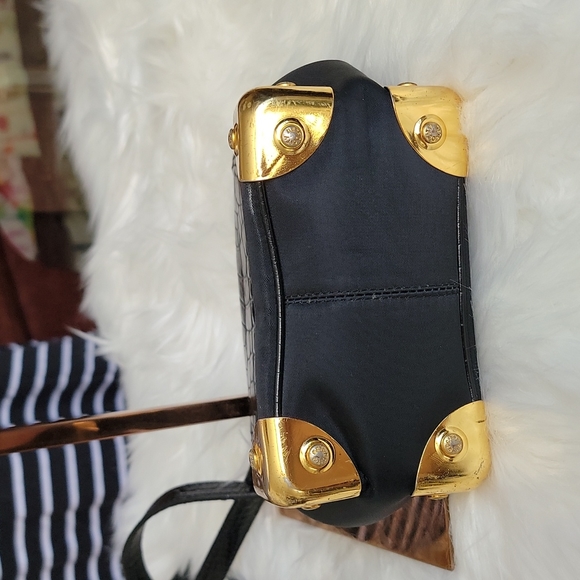 MetroCity - Picture 2 of 12